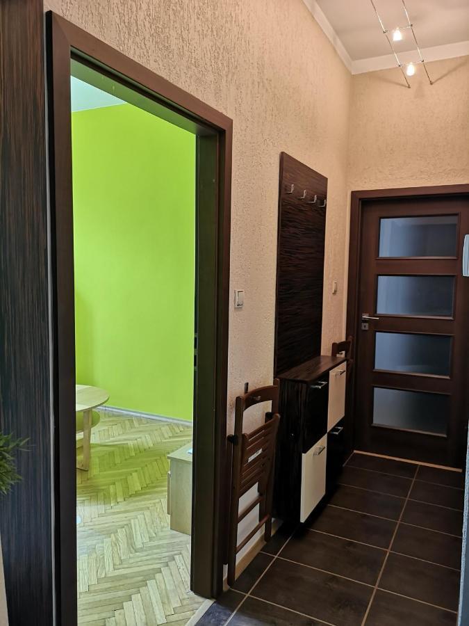 J2 Apartment คราคูฟ ภายนอก รูปภาพ