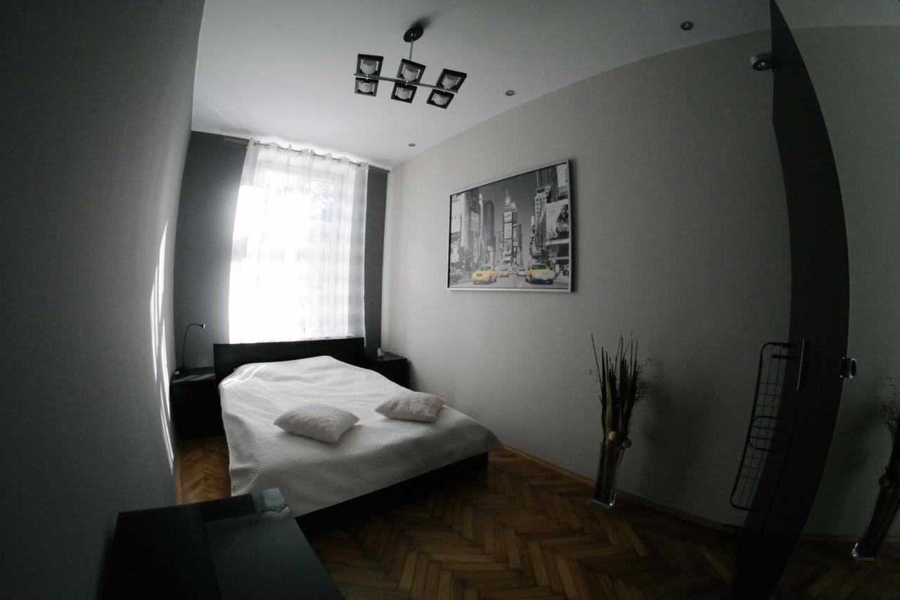 J2 Apartment คราคูฟ ภายนอก รูปภาพ